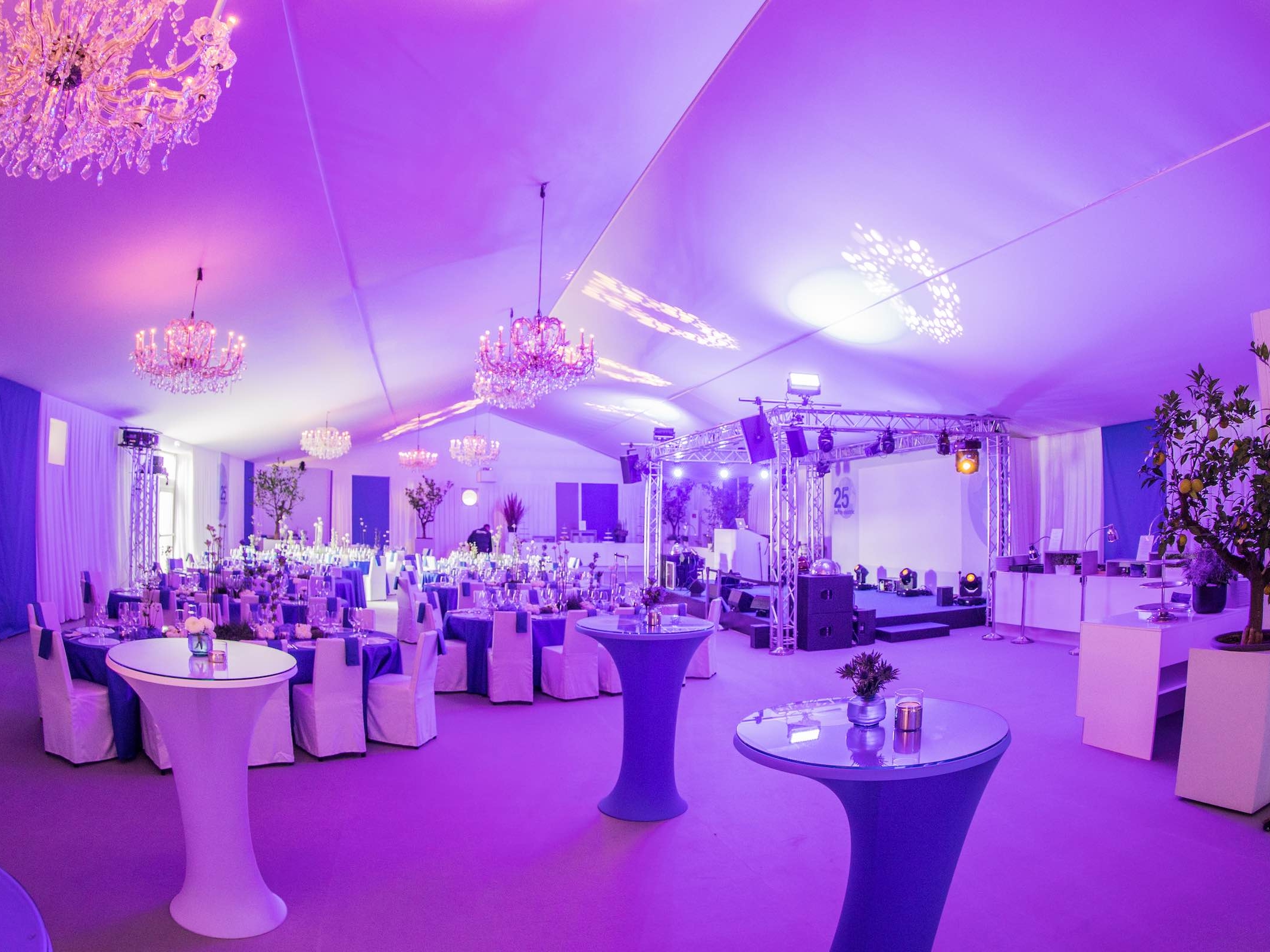 Klangfein Hannover - Bühnentechnik | Lichttechnik | Illumination | Tontechnik | Gala | Event | Leihen | Mieten